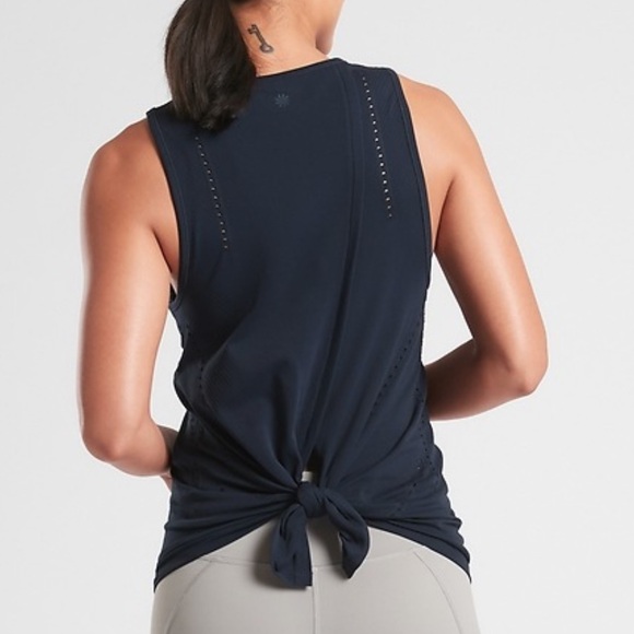 NWOT Athleta Foothill Tank in size large in Gunmetal Grey - Picture 6 of 7